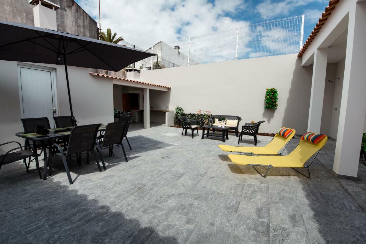 Seaside Azores Villa With Natural Pool, Terrace & Barbecue Capelas Buitenkant foto